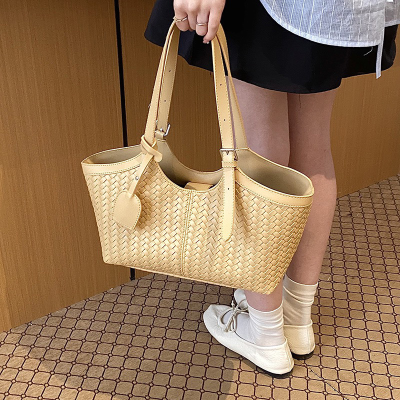 CLAREGQI   Hand Woven Tote Bag - مراجعة Women Bags Large وسعره