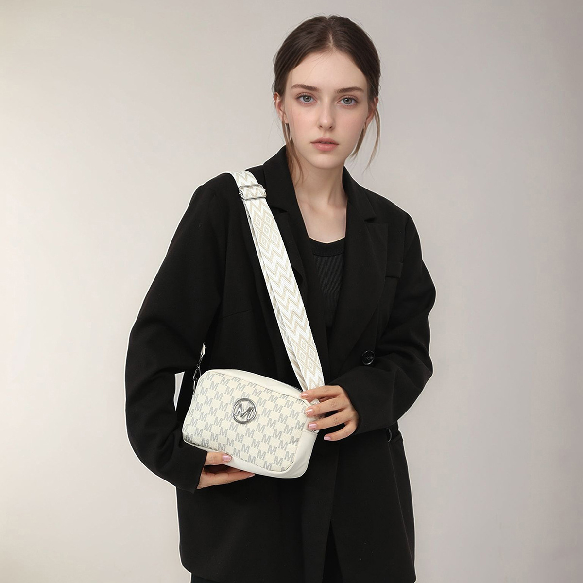 Retro M Pattern Design Female  - مراجعة Women'S Bags At M&S وسعره