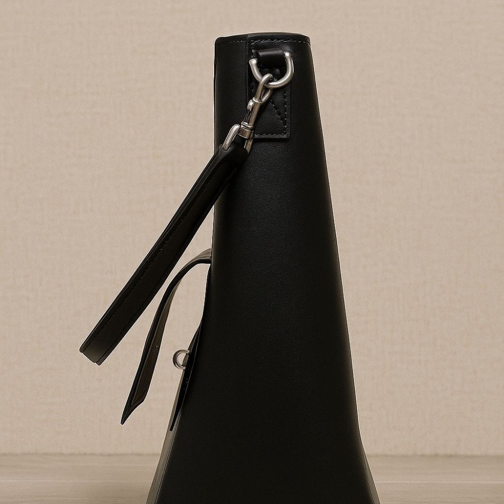 High-quality Locomotive Wind T - مراجعة Women Bags Trend 2025 وسعره