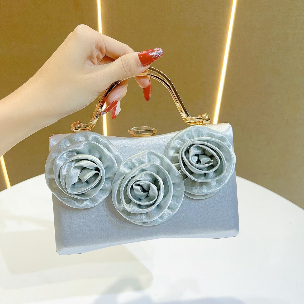 New Silk Evening Clutch Women’ - مراجعة Women'S Bags New Look وسعره
