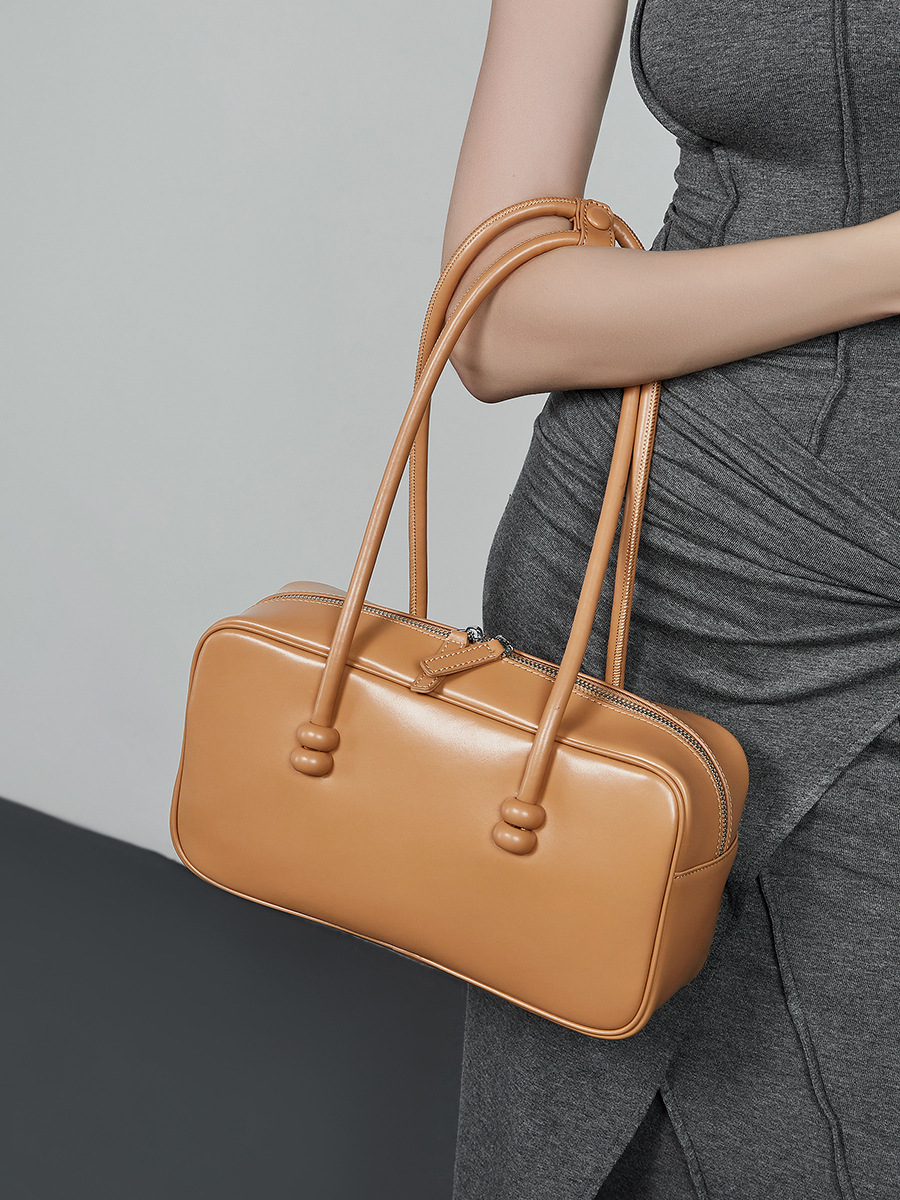 Ladies Genuine Leather Handbag - مراجعة Women Hand Bags For Office وسعره