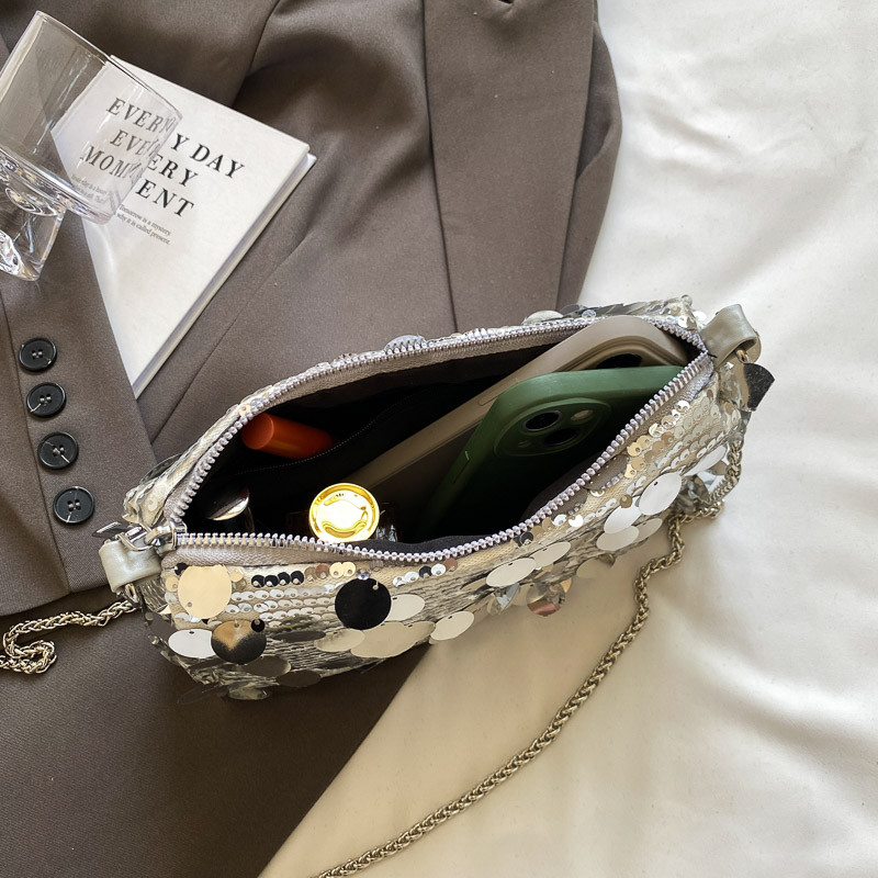 Luxury Gold Sequined Party Pur - مراجعة Women Bags Dior وسعره
