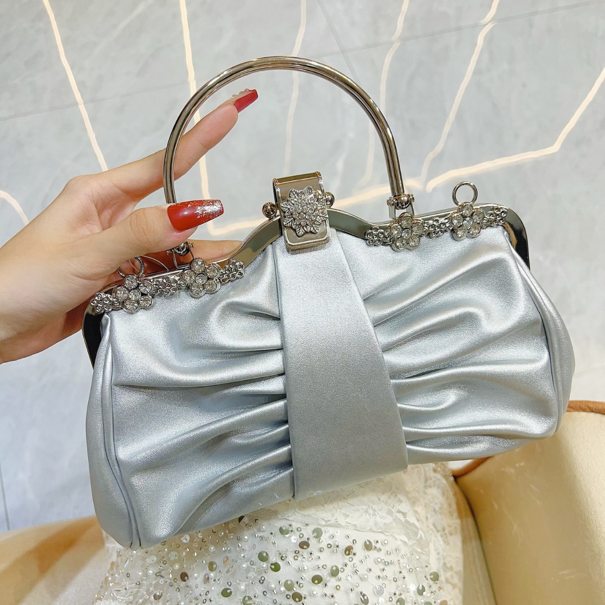 2025 Luxury High-end Party Clo - مراجعة Women Bags Trend 2025 وسعره