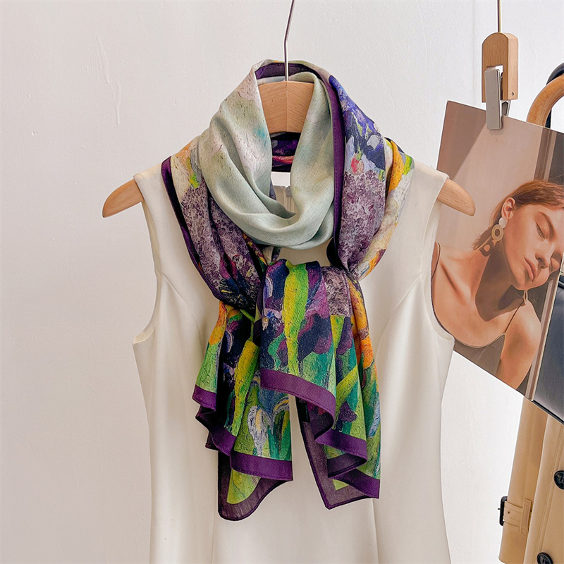 Luxury Wool and Silk Scarves W - مراجعة Women Bags Trend 2025 وسعره