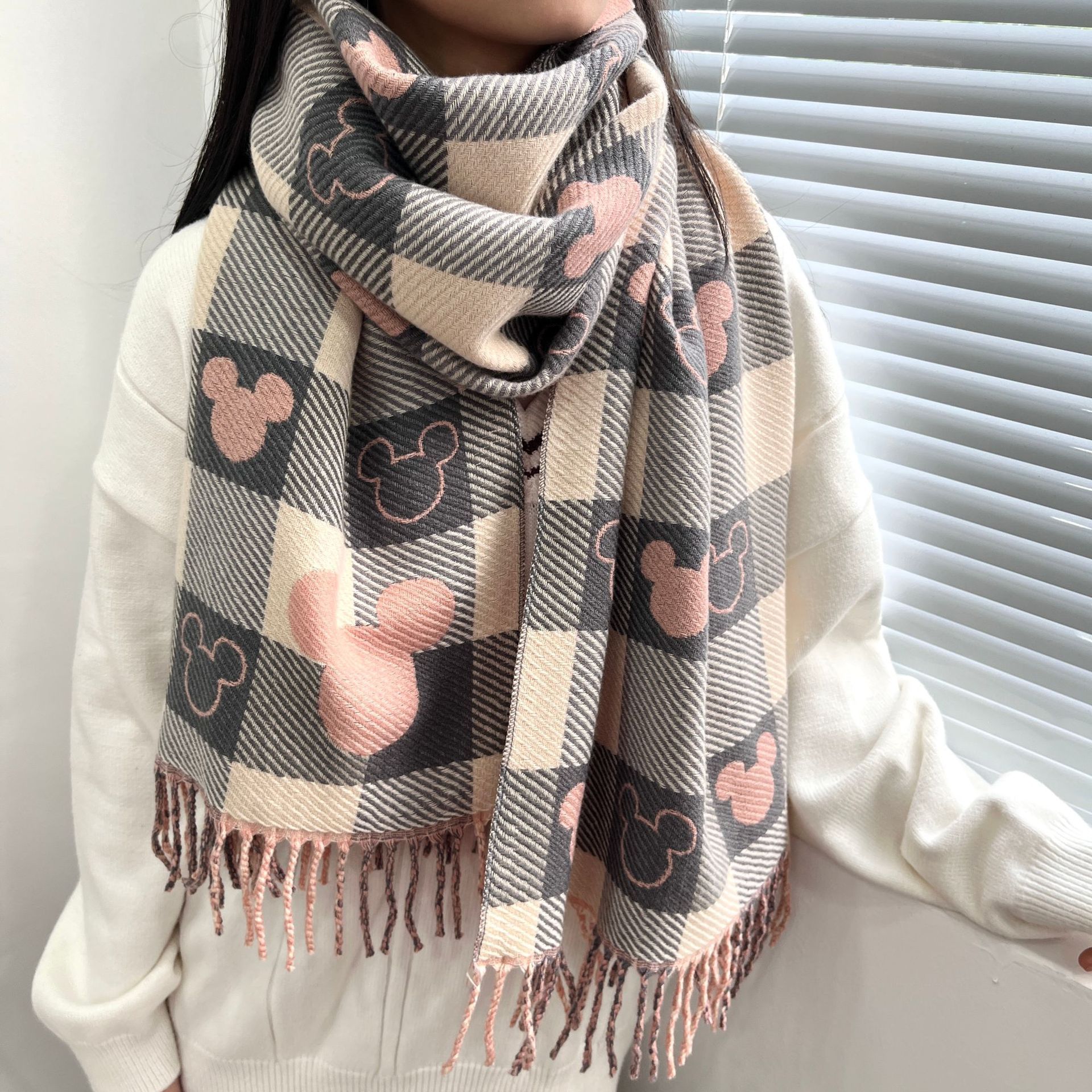 2025 Luxury Winter Cashmere Sc - مراجعة Women Bags Trend 2025 وسعره