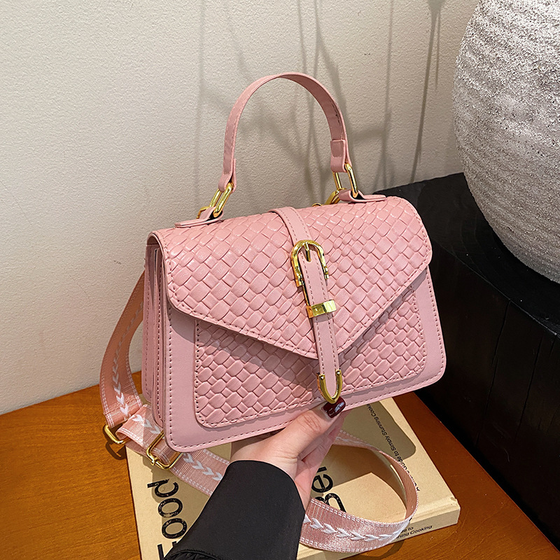 High Looks and Fashionable Spr - مراجعة Women'S Bags New Look وسعره