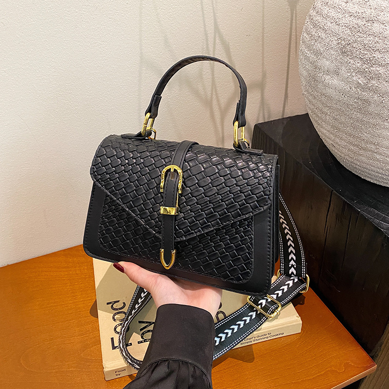 High Looks and Fashionable Spr - مراجعة Women'S Bags New Look وسعره